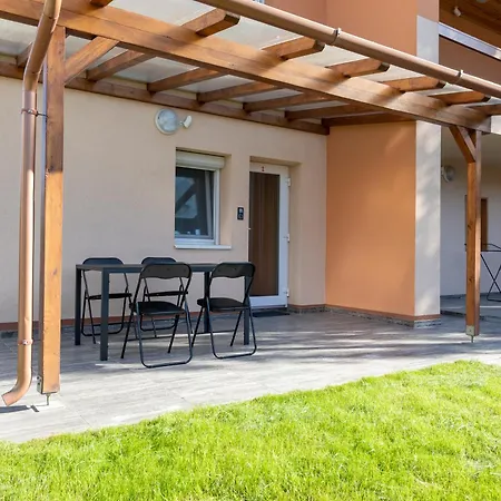 Tengercsillag Vendeghaz * Alsóörs