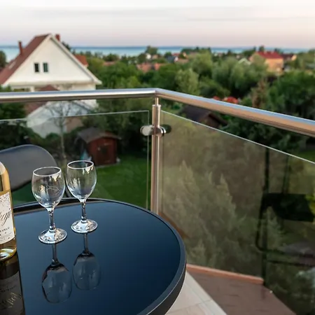 Tengercsillag Vendeghaz Διαμέρισμα Alsóörs