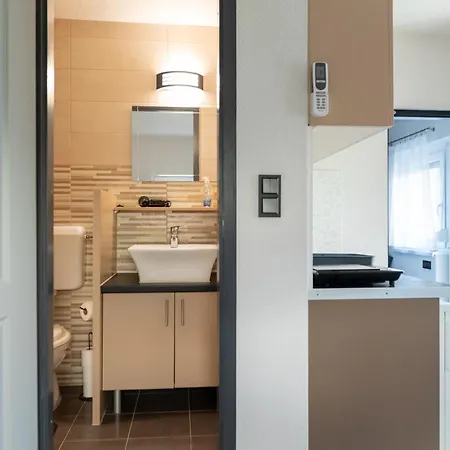 Tengercsillag Vendeghaz شقة Alsóörs