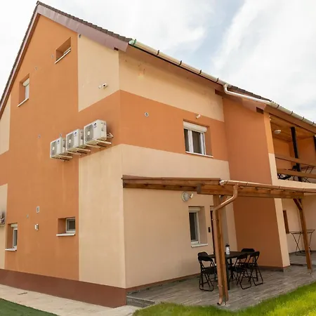 Tengercsillag Vendeghaz * Alsóörs