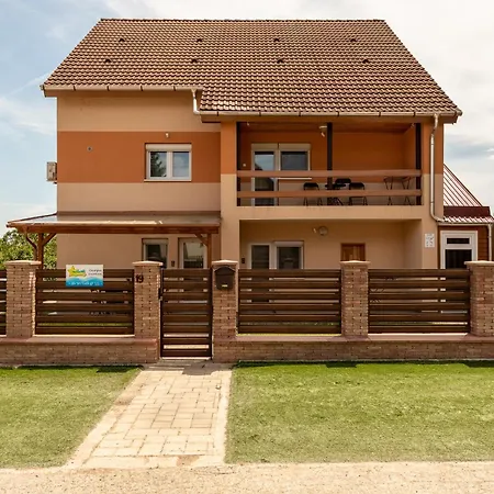 Διαμέρισμα Tengercsillag Vendeghaz