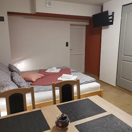 Tengercsillag Vendeghaz Διαμέρισμα Alsóörs