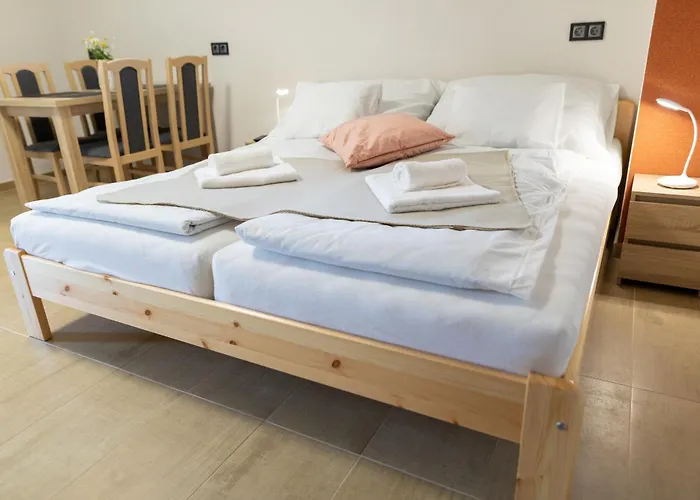 Tengercsillag Vendeghaz Apartament Alsóörs