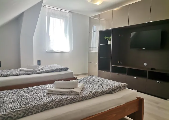 Tengercsillag Vendeghaz * Alsóörs